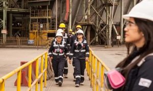 Chile se consolida como el segundo país con mayor participación de mujeres en la minería a nivel global