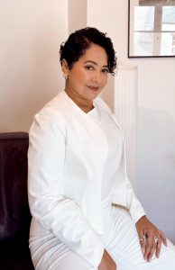 De pasante a gurú geopolítico: La Evolución de Sarah Alicia Moya Machado en el mundo de la Energía