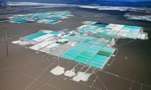 Siete de cada 10 chilenos creen que el acuerdo Codelco-SQM es positivo para el país