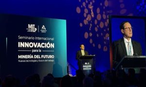 Expertos del MIT y startups compartieron experiencias sobre nuevas tecnologías y el futuro del trabajo