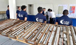 Procuraduría de Brasil pide frenar la minería de litio en Minas Gerais por impactos ambientales y sociales