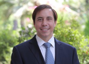 Académico U. Finis Terrae sobre nueva ley de permisos: “El Estado debe asistir la iniciativa privada, no sustituirla”