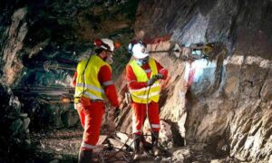 Nuevo modelo teórico busca optimizar la energía de tronadura en túneles mineros subterráneos