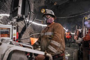 El Teniente: Escuela de Perforación potencia las competencias de sus trabajadores y fortalece la seguridad operacional