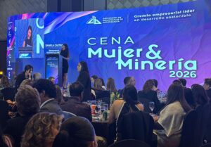 Cena Mujer & Minería 2026: Industria releva contribución de la participación femenina en el desarrollo sectorial