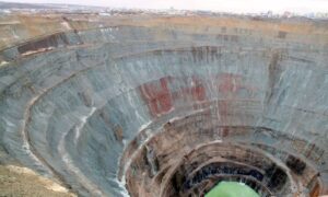 Rusia suma activos por US$1.900 millones en oro y supera los US$50.000 millones en confiscaciones desde inicio de la guerra