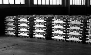 Aluminio enfrenta shock de oferta “cisne negro” por conflicto en Medio Oriente, advierte Mercuria