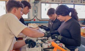 Estudiantes de Antofagasta y Calama fortalecen su formación técnica en misión educacional en Barcelona