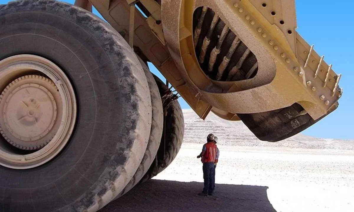 Chile reduce proyección de cobre y eleva precios a USD 5,55 la libra