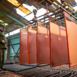 Producción industrial cae 4,7% en abril y minería arrastra resultado por menor producción de cobre