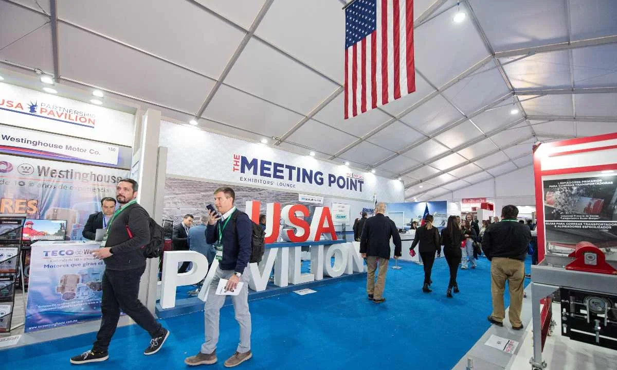 Becas Endeavour llevan a 5 talentos STEM de Antofagasta al Space Camp USA
