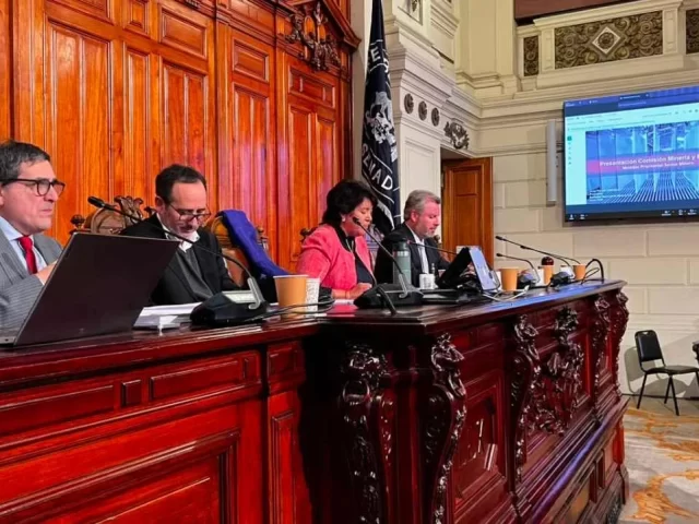 SONAMI presenta medidas para reimpulsar minería ante Senado