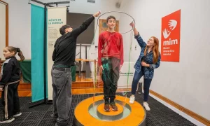 Más de 15 mil personas han vivido la ciencia de manera interactiva en Sala de Arte Casa Collahuasi
