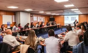 Codelco y Antofagasta Minerals comparten estrategias para reducir material particulado en minería