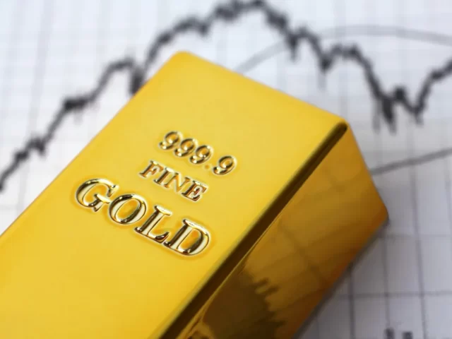 Oro cae hacia $4.000/oz. tras tensiones renovadas entre EE.UU. e Irán