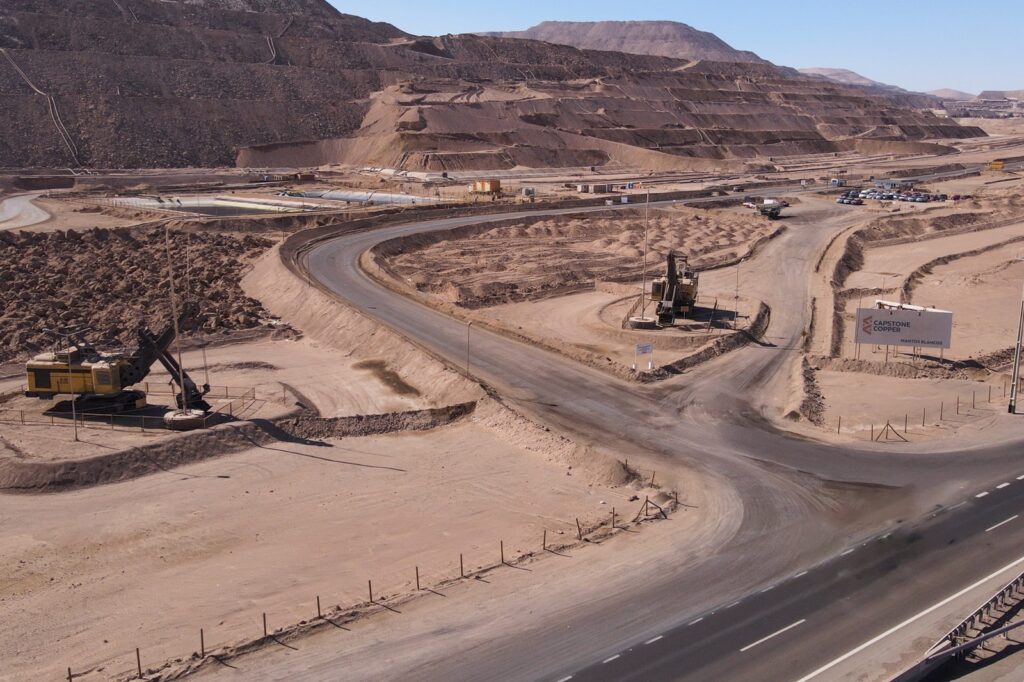 Capstone Copper Mantos Blancos ingresa a tramitación ambiental proyecto para extender su operación