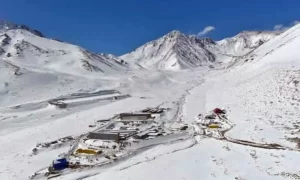 Trabajadores rescatados de Barrick denuncian críticas condiciones tras aislamiento por sistema frontal