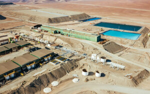 La minería de Chile acelera su transición energética, pero la infraestructura amenaza su crecimiento