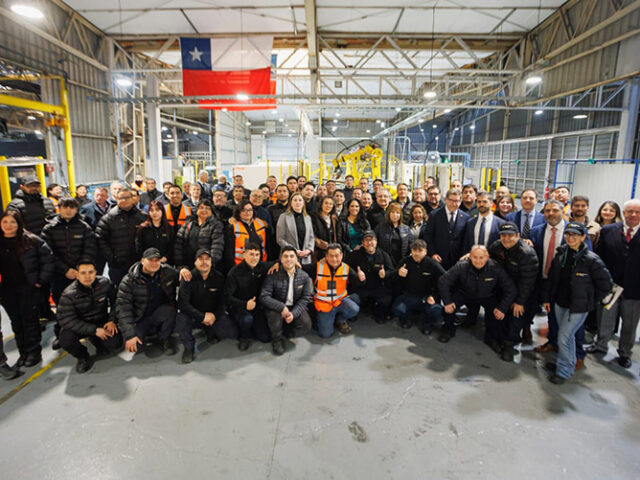 Biministro Mas valora innovación desarrollada en Chile para la manufactura de barras de sondaje