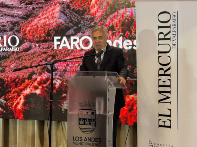 Mendoza anuncia cumbre minera para noviembre y busca reforzar integración con Chile