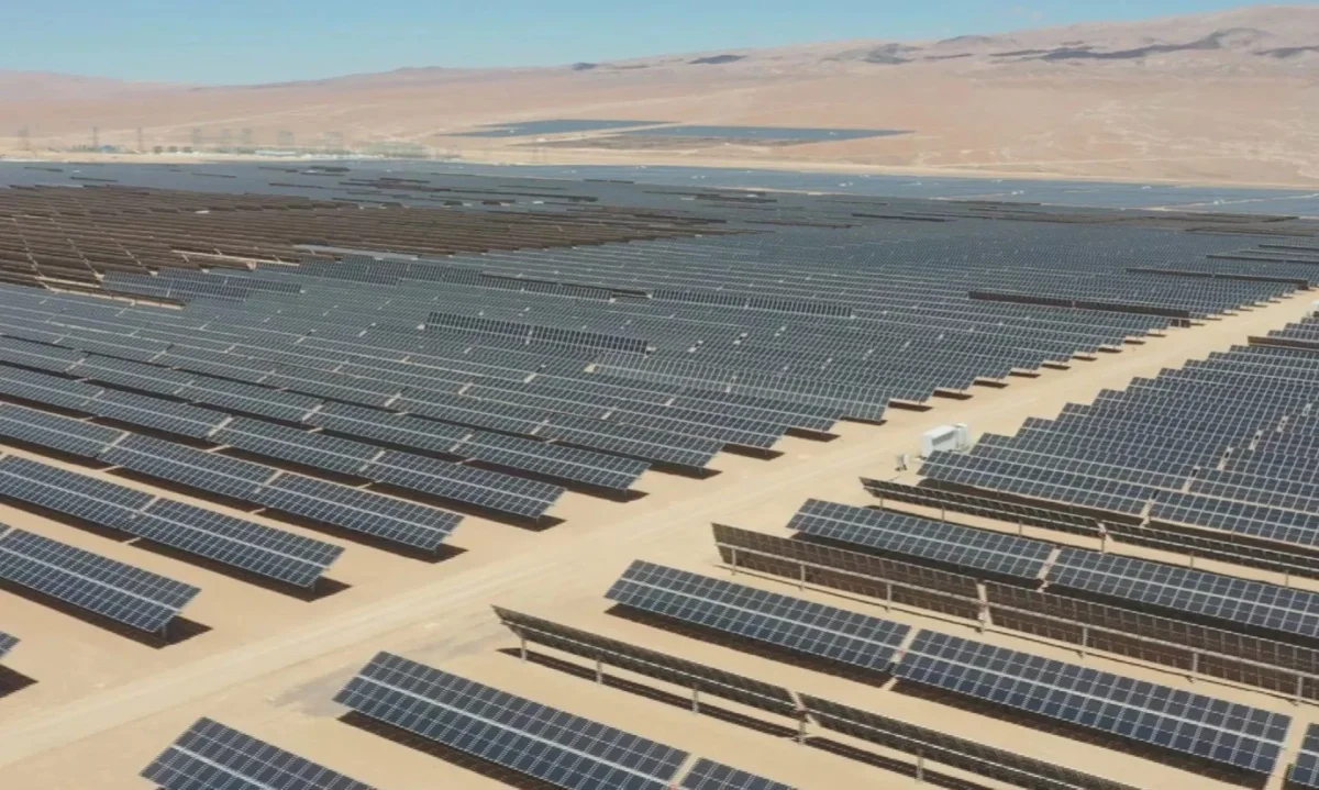Solar Oriente: Tribunal Ambiental revisará reclamación ciudadana contra proyecto solar de US$990 millones en Tarapacá
