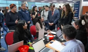 Codelco y autoridades convocan 1.300 personas a feria laboral con 498 vacantes en Calama