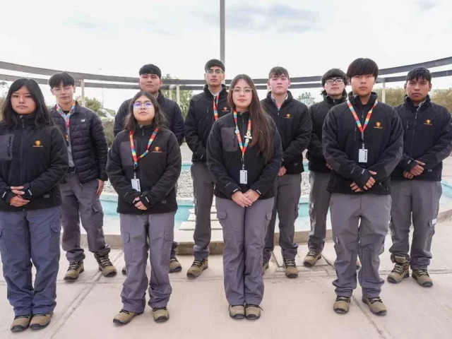 Codelco División Gabriela Mistral forma 19 estudiantes con programa dual en minería