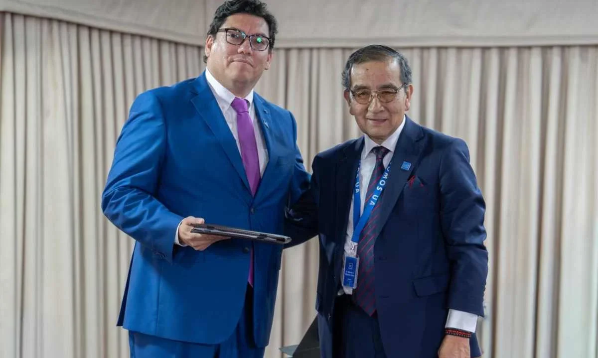 Nuevo rector asume Universidad de Antofagasta para periodo 2026-2030