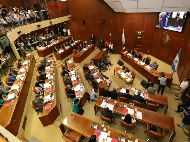 San Juan aprobó acuerdo con Vicuña por US$250 millones