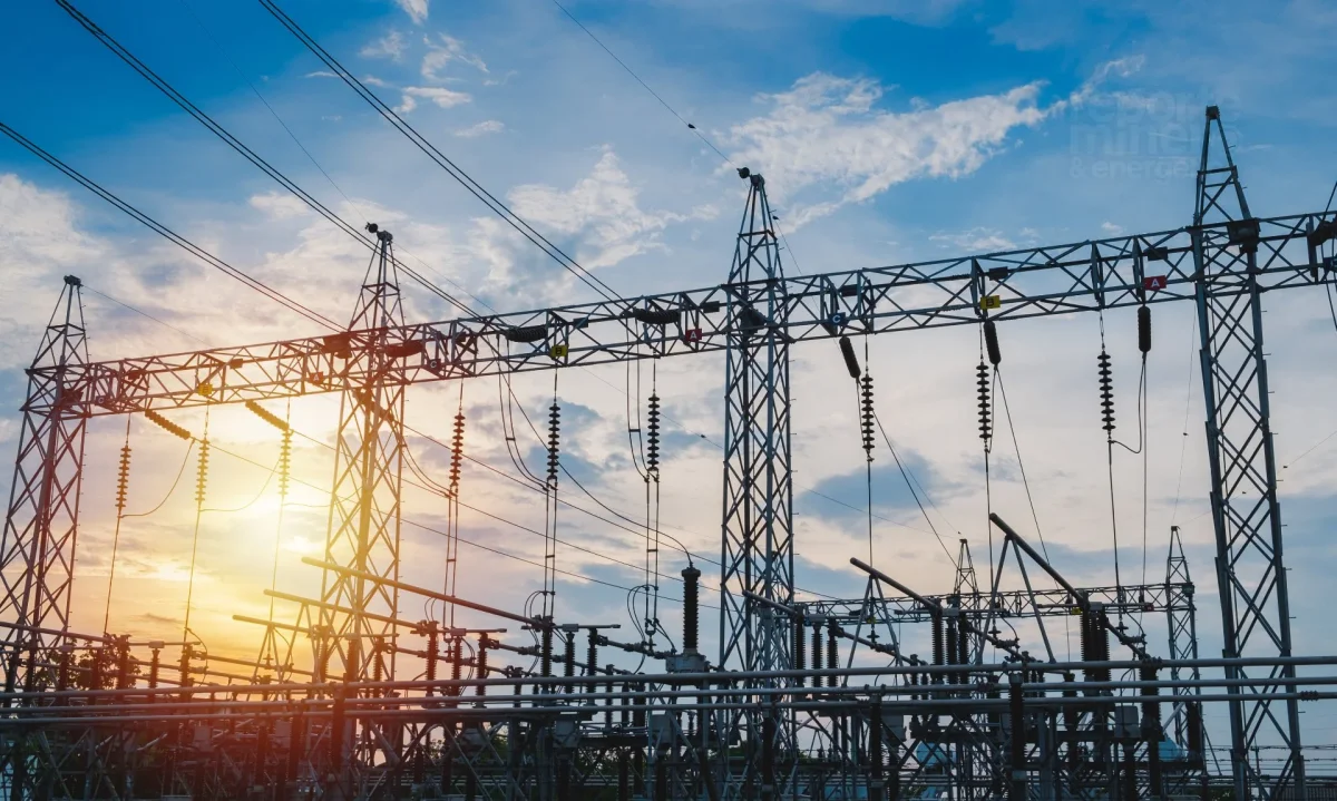 Adiós al petróleo: La AIE decreta el inicio de la «Era de la Electricidad» impulsada por la Inteligencia Artificial y los autos eléctricos