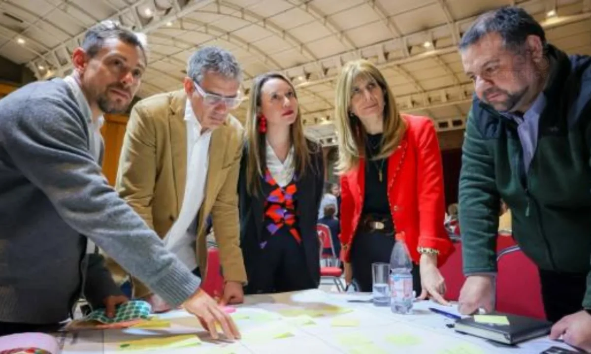 Ministra Ximena Rincón convoca a alcaldes para reforma integral de redes eléctricas