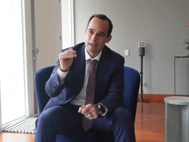 Perú tarda hasta 24 meses en aprobar exploración minera frente a dos semanas en Canadá