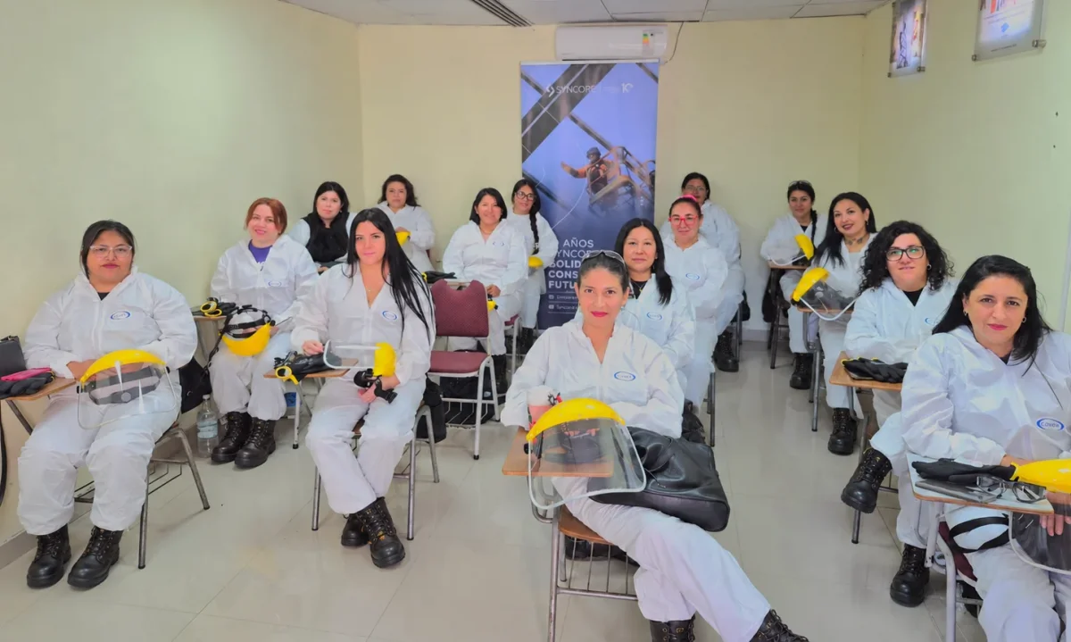 Syncore lleva formación en soldadura HDPE a Antofagasta para ampliar oportunidades femeninas en minería